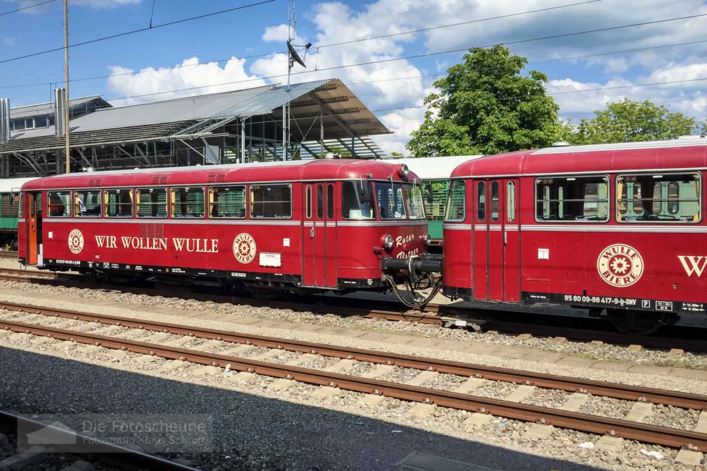 Schienenbusgarnitur im Bahnhof Konstanz