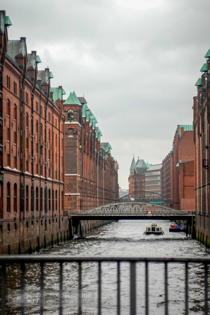 Speicherstadt Hamburg mit Kanal