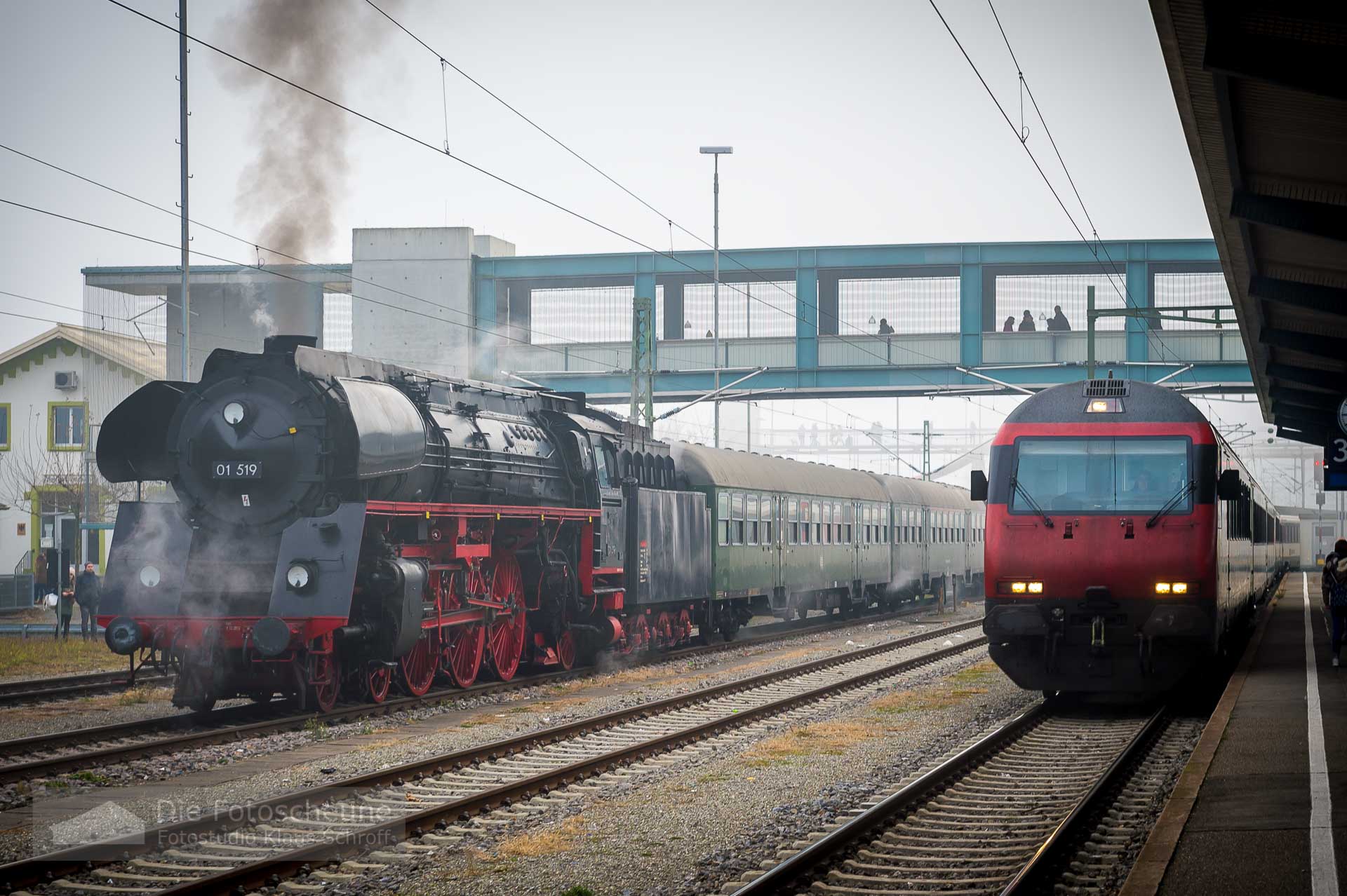 Dampflok Sonderzug mit 01 519 in Konstanz