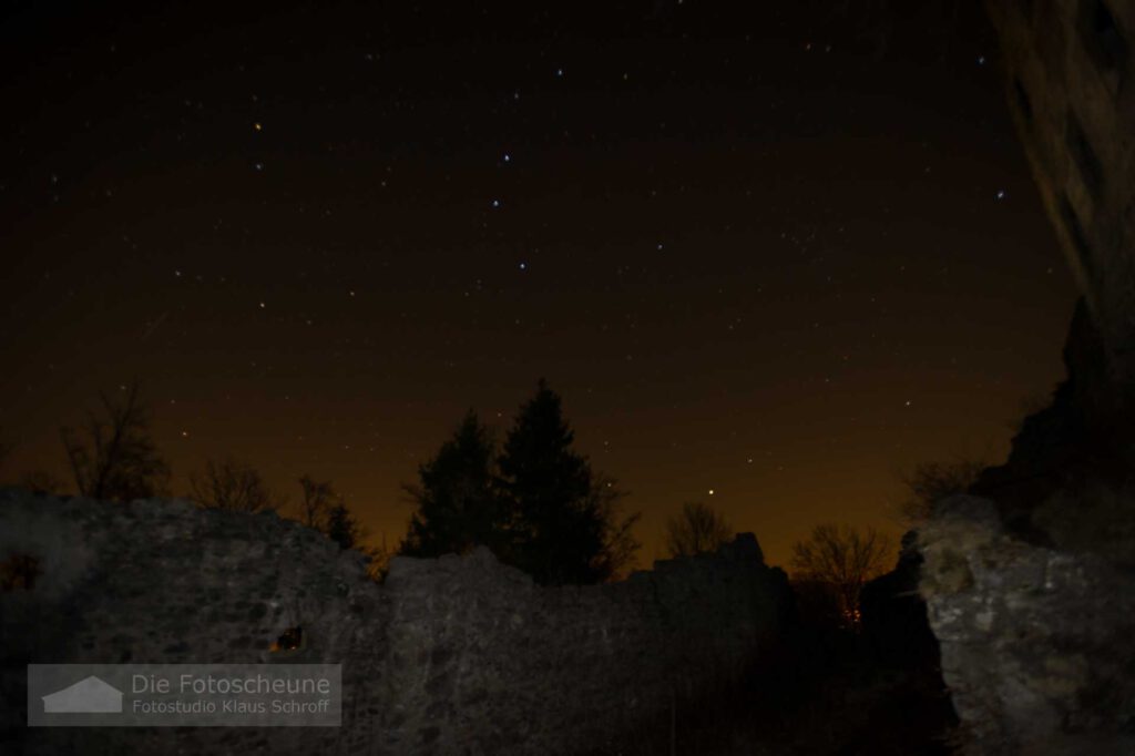 Ruine Bodman bei Nacht