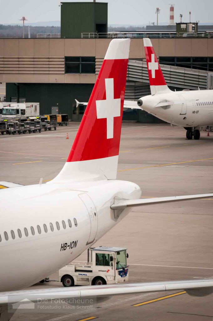 Flugzeuge am Terminal 