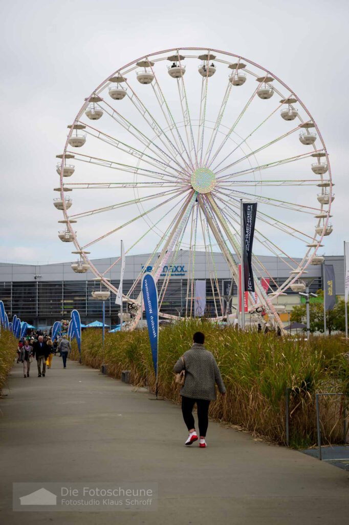 riesenrad beim Seemaxx outlet center