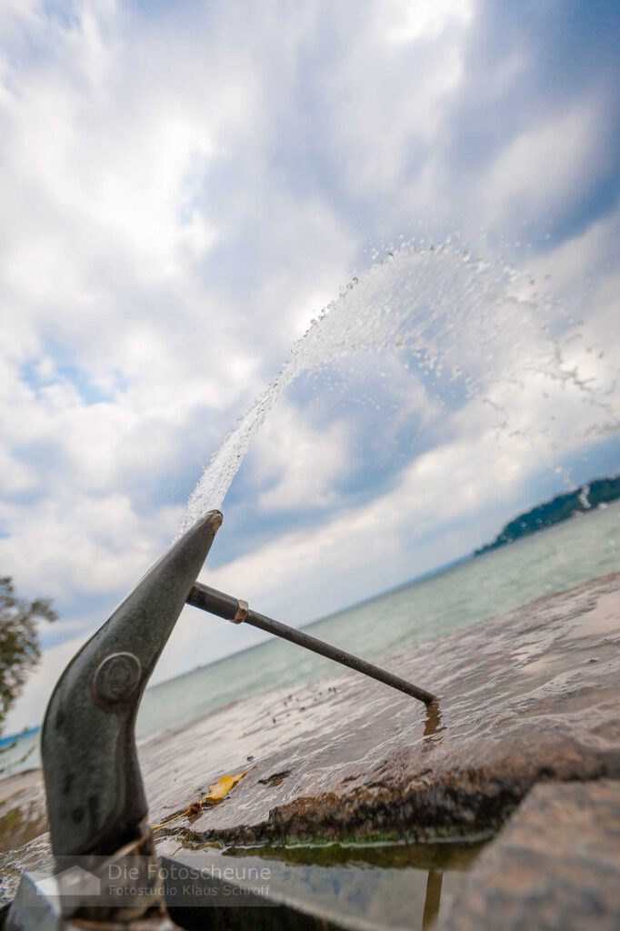 Wasserspender auf der Blumeninsel