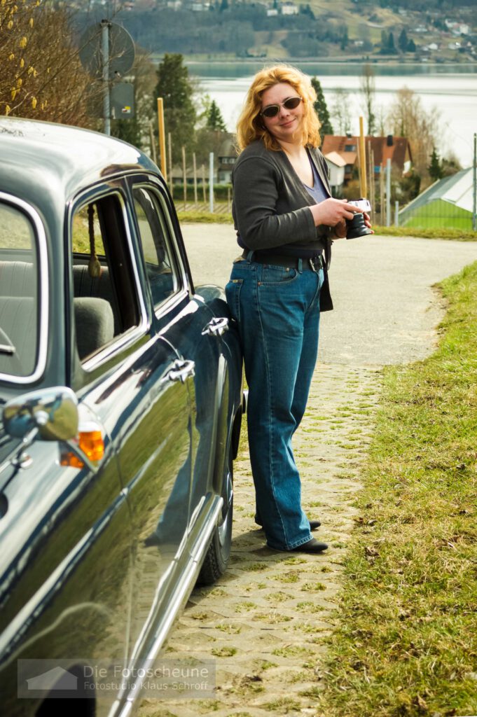 Tanja mit Ponton auf der Insel Reichenau