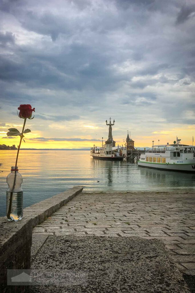 Hafen Konstanz Impressionen mit Blume und Imperia