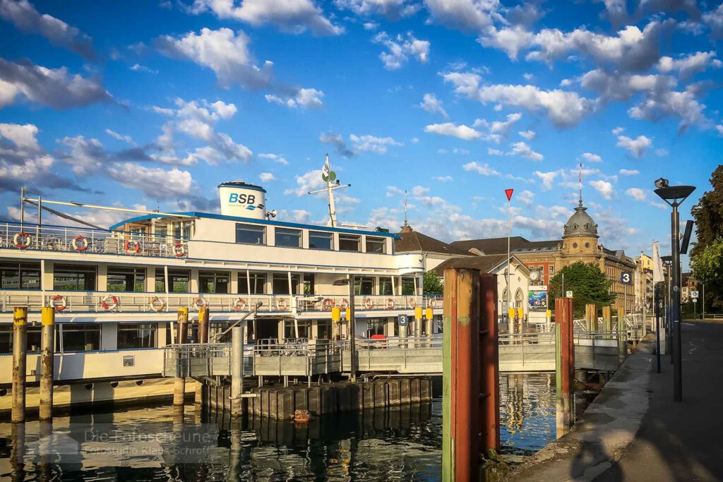 BSB Kursschiff im Hafen Konstanz