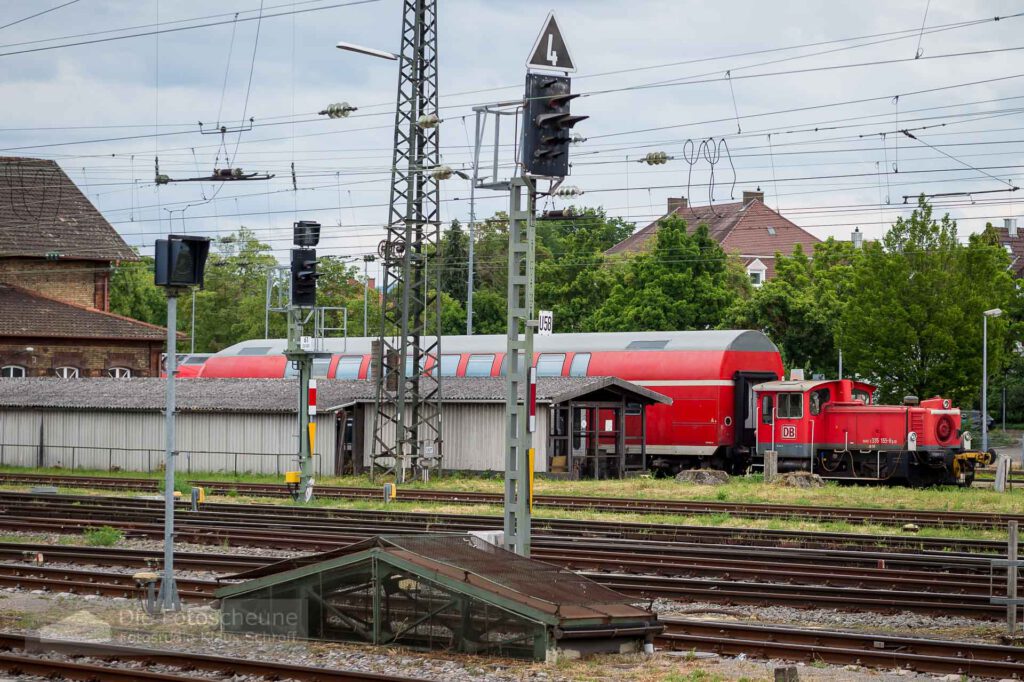 KÖF der DB mit Doppelstocksteuerwagen in Offenburg